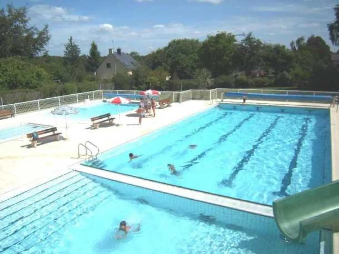 Camping 3 Etoiles - Piscine - Eehafa Merdrignac Frankreich