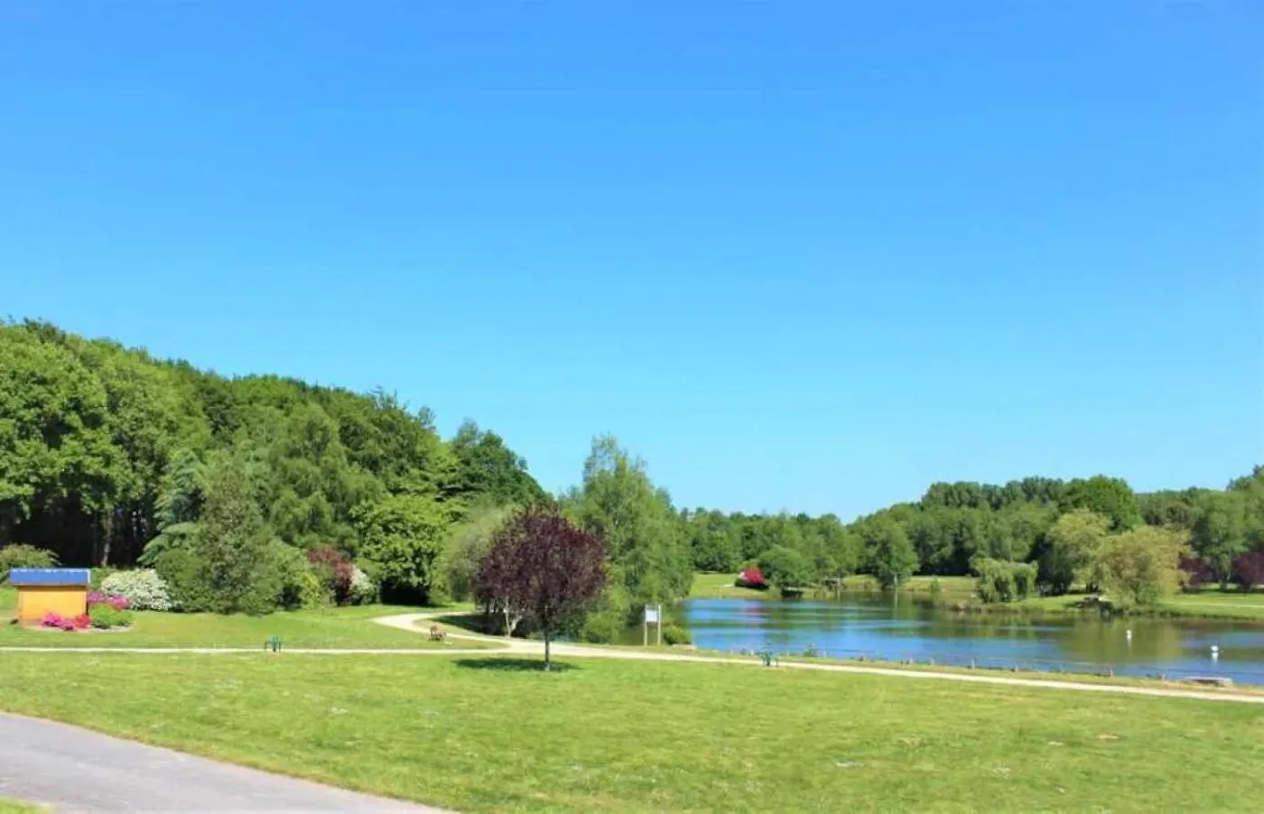 Camping 3 Etoiles - Piscine - Eehafa Merdrignac